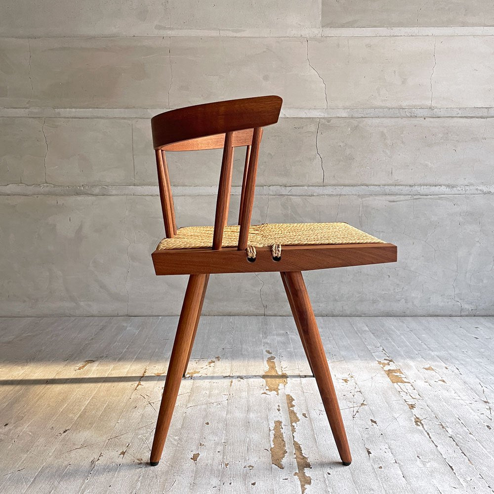 桜製作所 グラスシートチェア GRASS SEATED CHAIR アームチェア ウォールナット無垢材 い草 ジョージ・ナカシマ George Nakashima 焼印有り ♪