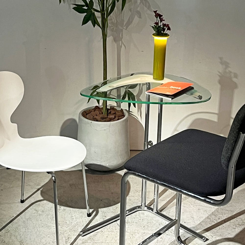 テクタ TECTA K22 サイドテーブル SIDE TABLE ガラス クリア 高さ調整可 アクセル・ブロッホイザー アレキサンダーカルダー ドイツ バウハウス ●